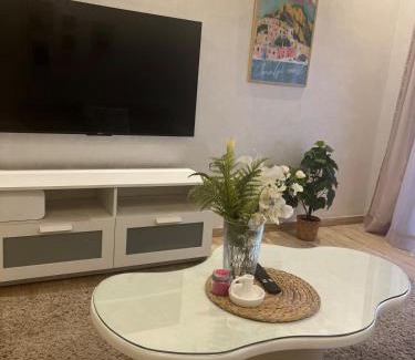 Ain Sebaa Apartment | Studio et place parking gratuite