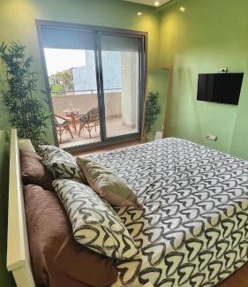 Ain Sebaa Apartment | Studio et place parking gratuite