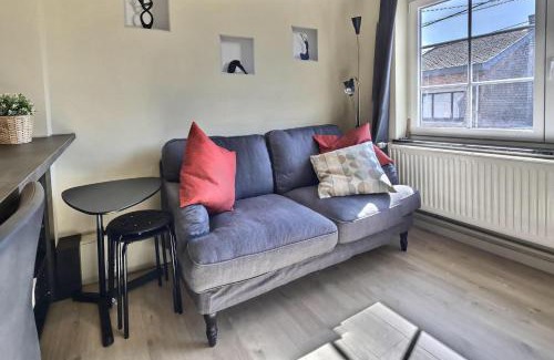 Fexhe-le-Haut-Clocher Apartment | Studio Félicie
