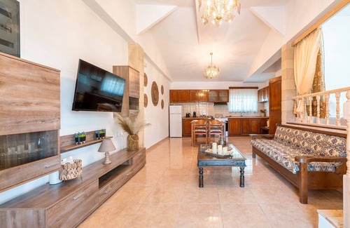 Fanai Apartment | Studio 'Fanes 3' with Mountain View, Wi-Fi and Air Conditioning