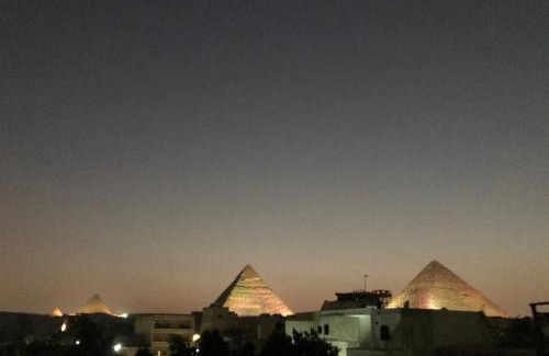 Giza House | Studio Farida Pyramids View