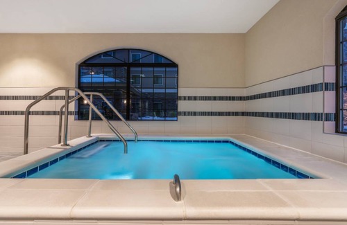 Midtown Anchorage Apartment | Studio flat ∙ 1 bedroom ∙ 3 guests