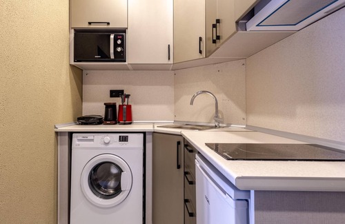 Fatih Apartment | Studio Flat 6 min to Yedikule Fortress in Fatih