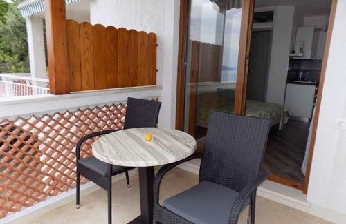Mosenice Apartment | Studio flat with terrace and sea view Mošćenice, Opatija (AS-7689-a)