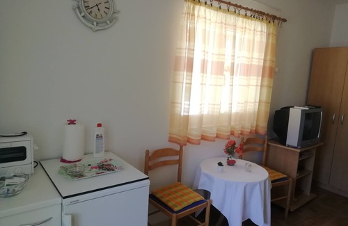 Kobas Apartment | Studio flat with terrace Cove Saplunara, Mljet (AS-4896-a)