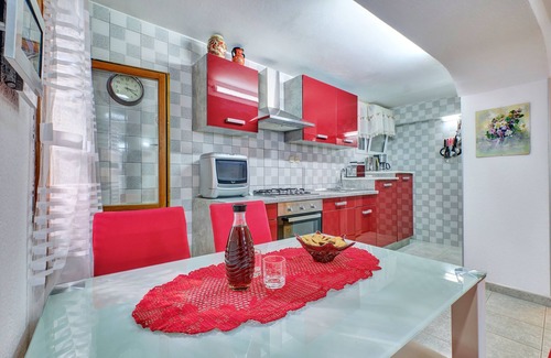 Nerezine Apartment | Studio flat with terrace Nerezine, Lošinj (AS-8049-b)