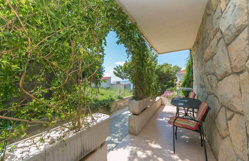 Brela Apartment | Studio flat with terrace Brela, Makarska (AS-20778-a)