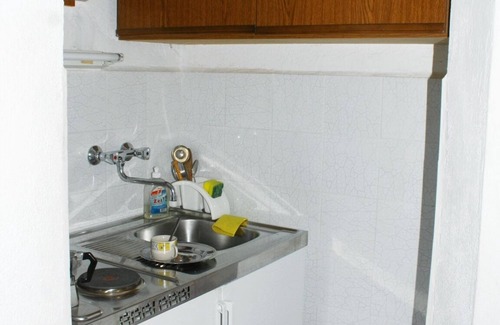 Marusici Apartment | Studio flat with terrace and sea view Marušići, Omiš (AS-1024-d)