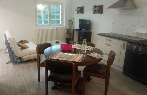 Baziege Apartment | Studio for 2 to 4 people