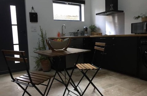 Saint-Symphorien-d'Ozon Apartment | Studio Moderne