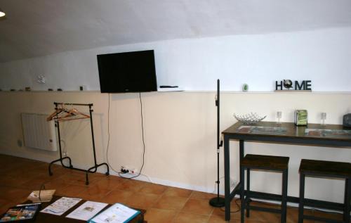 Mondragon Apartment | Studio Gite Mondragon (Vaucluse)