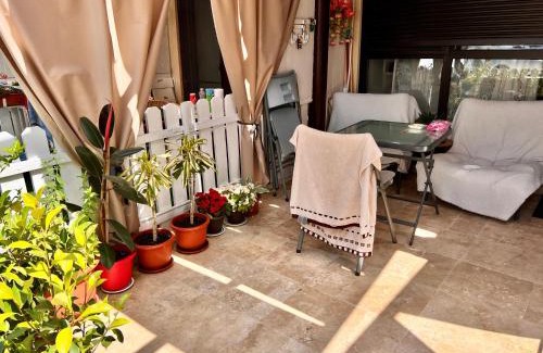 Saturn Apartment | Studio Gul Mona Saturn