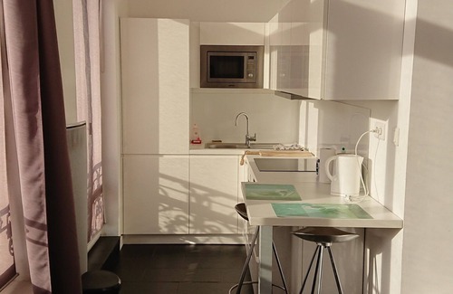 Lille Sud Apartment | Studio Hypercentre closed to stations and metro