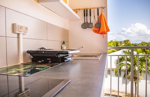 Le Robert Apartment | Studio ideal for 2 travellers/seaside