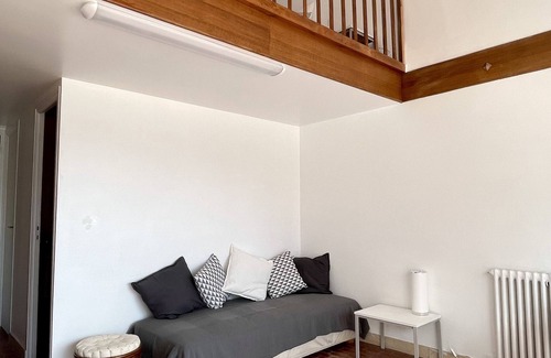 Audierne Apartment | Studio in a magnificent villa with private beach access.