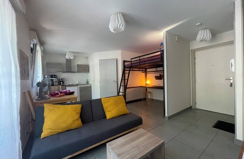 Metz-Tessy Apartment | Studio in Annecy with private parking. Explore the region and visit the town!