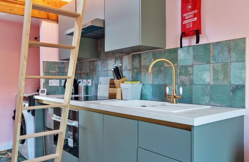 Greenwich West Apartment | Studio in Greenwich near Royal Observatory