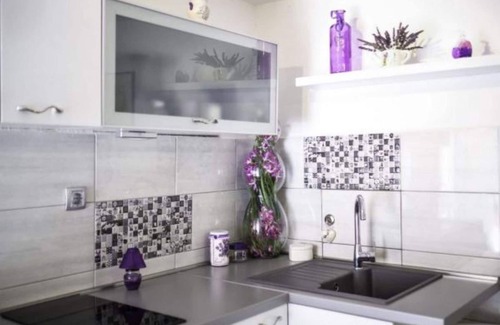 Raslina Apartment | Studio in Raslina near Krka River and Beaches