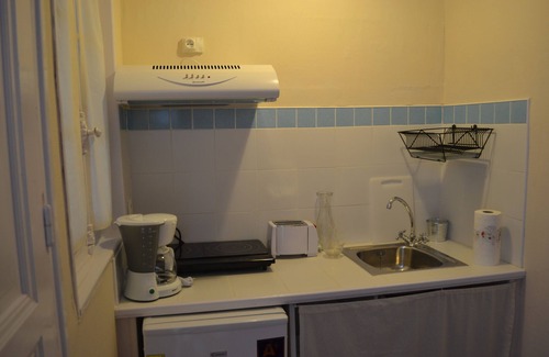 Maureillas-Las-Illas Apartment | Studio in the Pyrenees: mountain biking, hiking and Catalan culture.