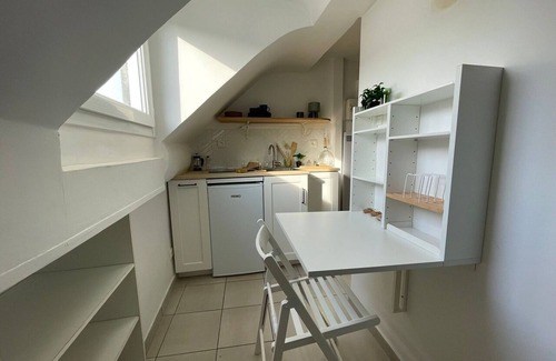 Quinze-Vingts Apartment | Studio in the heart of Paris