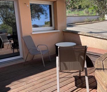 Loire-sur-Rhone House | Studio indépendant au calme avec terrasse privative