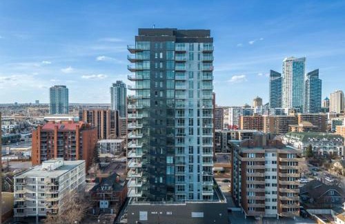 Connaught Apartment | Studio Just Steps from Stampede Park, Luxury Living