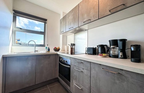Pa'ofa'i Apartment | Studio Kohai - Town center, parking and AC