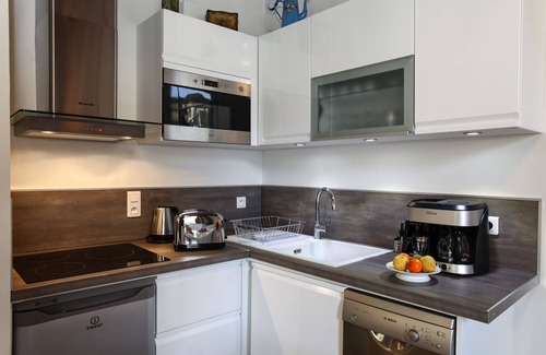 Sarlat-la-Caneda Apartment | STUDIO L 'ALCÔVE IN THE HEART OF THE HISTORICAL CENTER