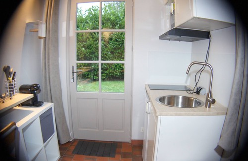 Bois-d'Ennebourg Apartment | Studio "la grenouillette" in a cottage near Rouen