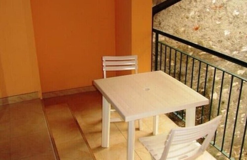 Toscolano Maderno Apartment | STUDIO "LE VELE" IN TOSCOLANO MADERNO STRATEGIC POSITION
