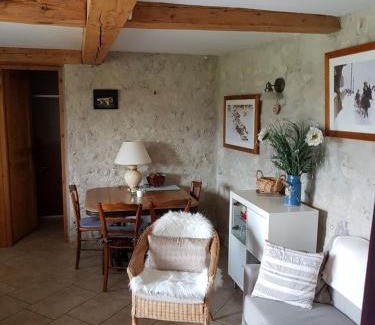 Montmin Apartment | Studio Les Chanterelles