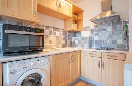 Saint-Aygulf Apartment | Studio Les Louvans-9 by Interhome