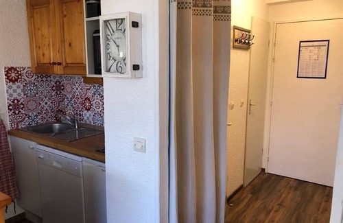 Eclose-Ouest Apartment | STUDIO + LIVING ROOM ALPE D'HUEZ QUARTIER PASSEAUX