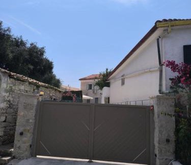 Katsimatika House | Studio Marianna