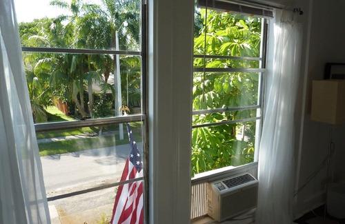 Altamont Manor Apartment | Studio Miami Suite in Fort Myers/House Villa Barra