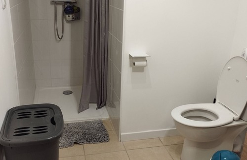 Le Champ-Saint-Pere Apartment | Studio Neuf Meublé et Tout Équipé en Vendée a 15 Minutes de la Plage