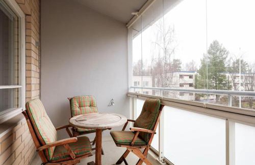 Espoo Apartment | Studio next to metro in Matinkylä, Free car park, Free WiFi