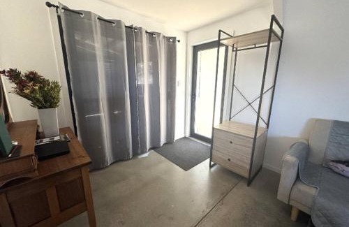 Nubeena Apartment | studio one bay view