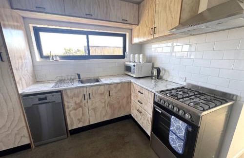 Nubeena Apartment | studio one bay view