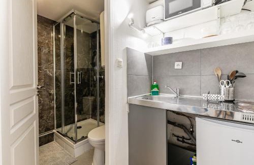 Foret Noire Apartment | Studio Orangerie & centre