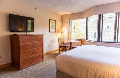 Crested Butte House | Studio Perfect Location 322 with Pool and Hot Tub