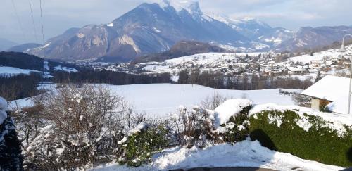 Faverges-Seythenex Apartment | studio pres du lac d'annecy