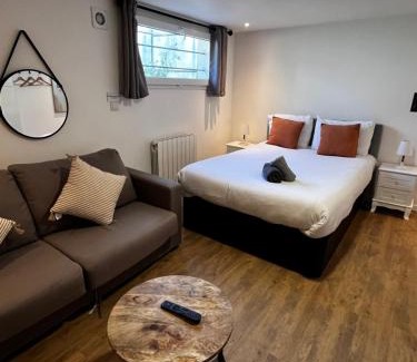 Marly-le-Roi Apartment | Studio proche gare et Versailles 4 min à pied train vers Paris
