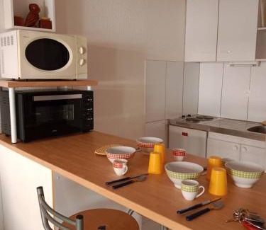 Mediterranee Apartment | Studio proximité plage - 4CALYPII70 Flat for 4 pax close by the sea