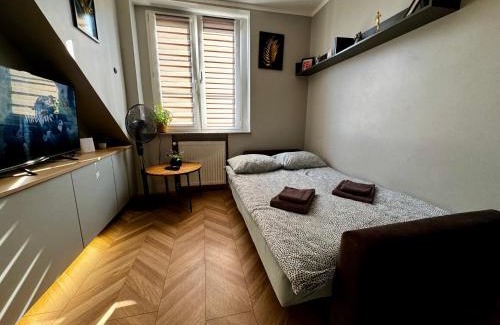Opole Apartment | Studio przy RYNKU - self check in - późne wymeldowanie do 12 - wystawiamy FV
