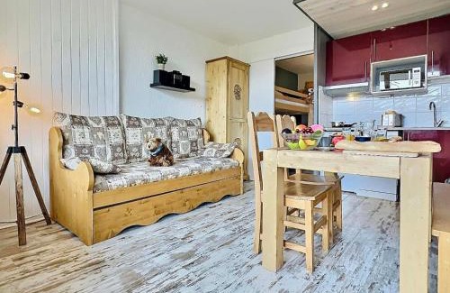 Le Lavachet Apartment | Studio rénové pour 4 à Tignes, proche des pistes et commerces - FR-1-411-911