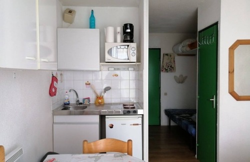 Lamalou-les-Bains Apartment | Studio RDC for curists or holidaymakers with parking and wifi in Lamalou les Bains