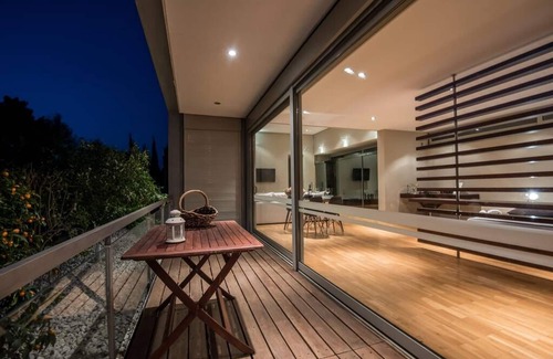 Rio House | Studio Rio Unique Space With Garden and Garage