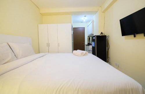 Jakarta Apartment | Studio Room @ Tifolia Apartment near Kelapa Gading By Travelio