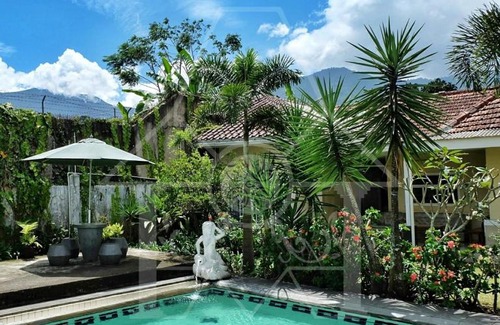 Cipanas Bed & Breakfast | Studio Room @ Wisma Halim Villas & Conference
